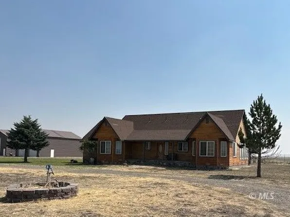 351 County Road 24, Cedarville, CA 96104