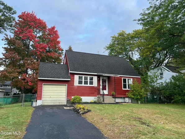 18 De Voe Drive, Albany, NY 12205