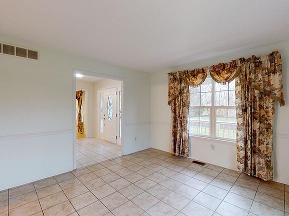 5th image of 850 Cobbler Ct