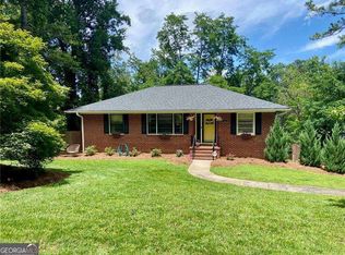 406 S Hillcrest Dr SW, Marietta, GA 30064