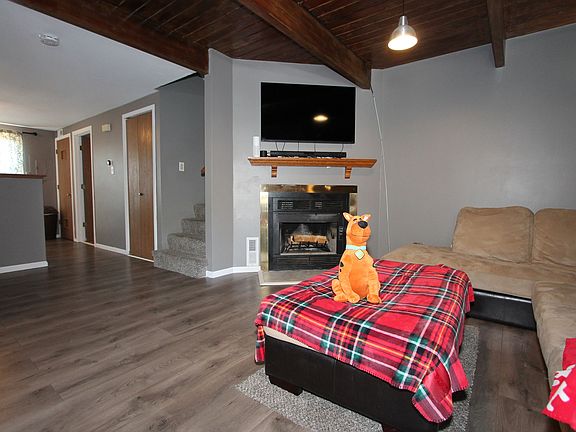 2nd image of 505 Normandie Ln