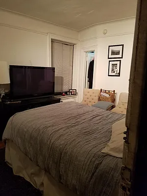 Rented by Allen Harris, LREB | media 4