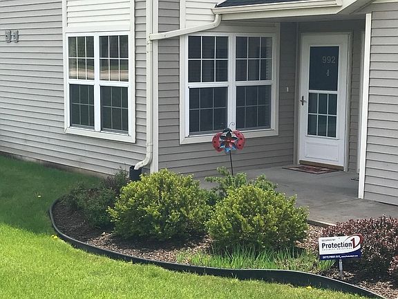 2nd image of 992 Penny Ln #992
