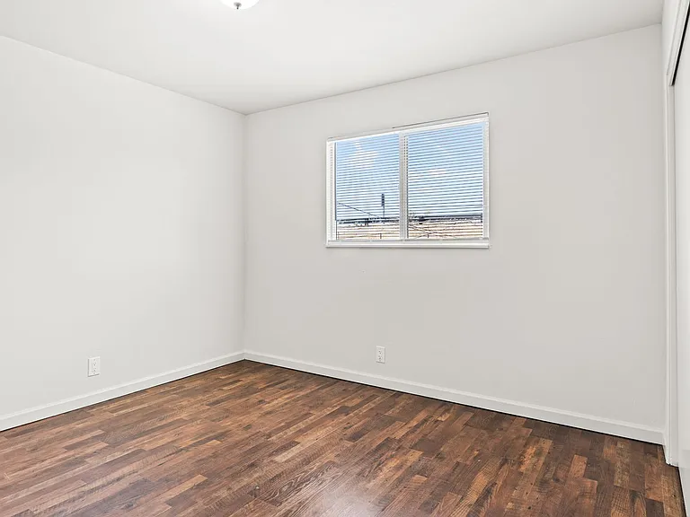 11818 Foothill Way #3 — Photo 11
