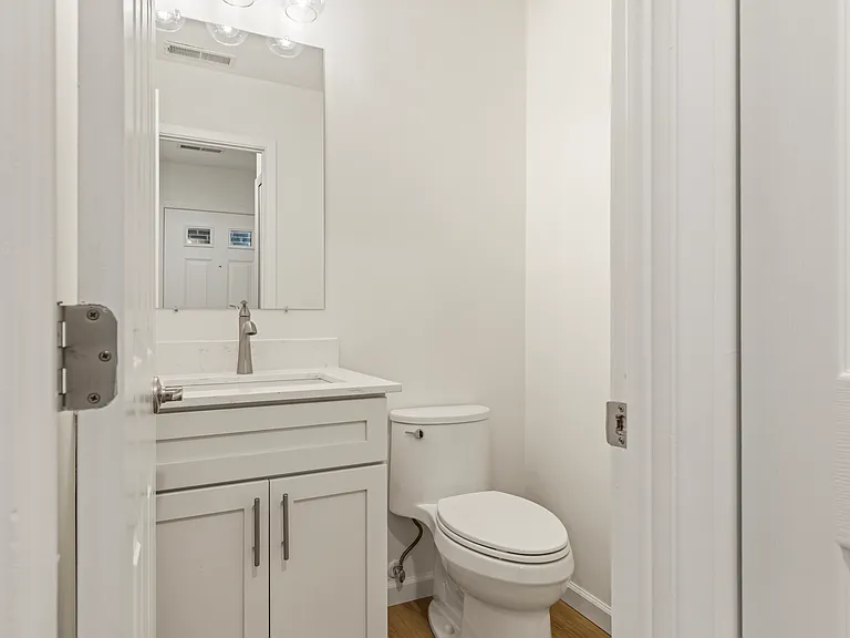 509 Forsythia Ln — Photo 14