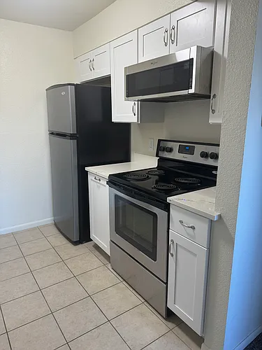 479 Wright St #203 Photo 1