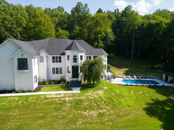 756 Brohard Rd, Jackson, OH 45672