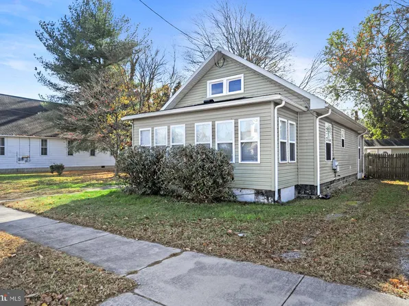 109 W Liberty St, Harrington, DE 19952