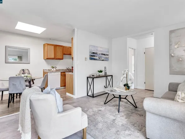 952 Mission Rd, South San Francisco, CA 94080