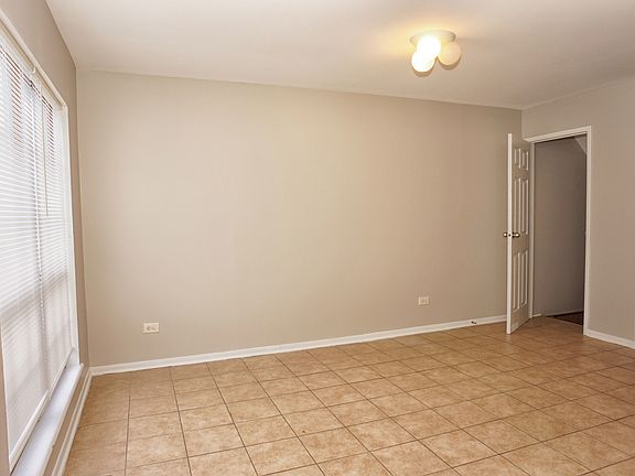 5th image of 4167 Brentwood Ln
