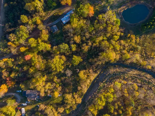 8840 Houston Rd, Eaton Rapids, MI 48827