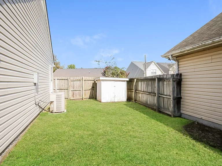 2538 Sonar St — Photo 25