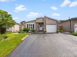 5 Bolland Cres, Ajax, ON L1S 3G8