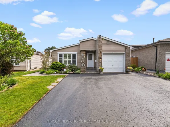 5 Bolland Cres, Ajax, ON L1S 3G8