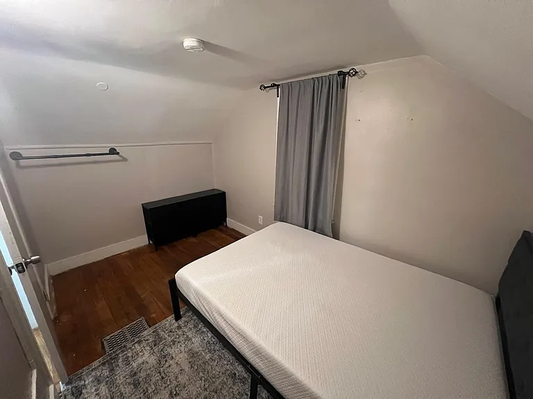 21540 Olmstead St — Photo 22