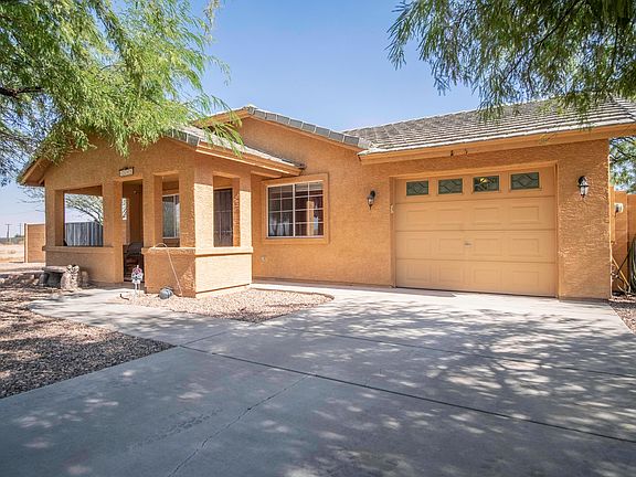 2nd image of 4045 N Seminole Cir