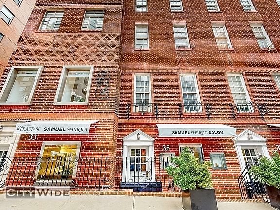 5th image of 33 E 65th St #4C