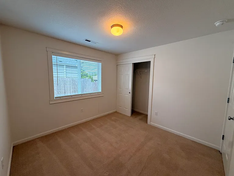 4805 NW Washington St — Photo 20