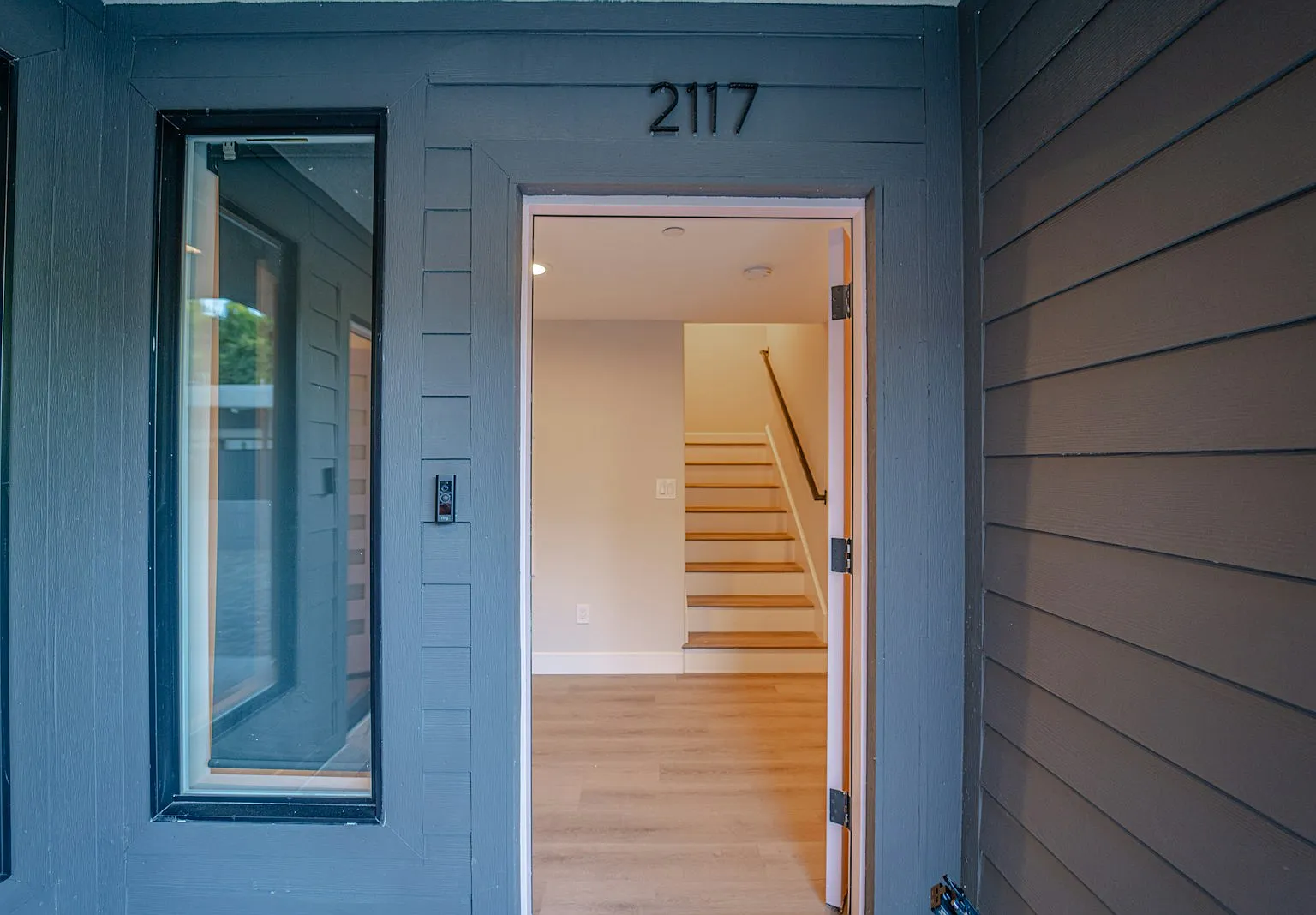 2115 Holly Drive, Unit 2117 — Photo 2