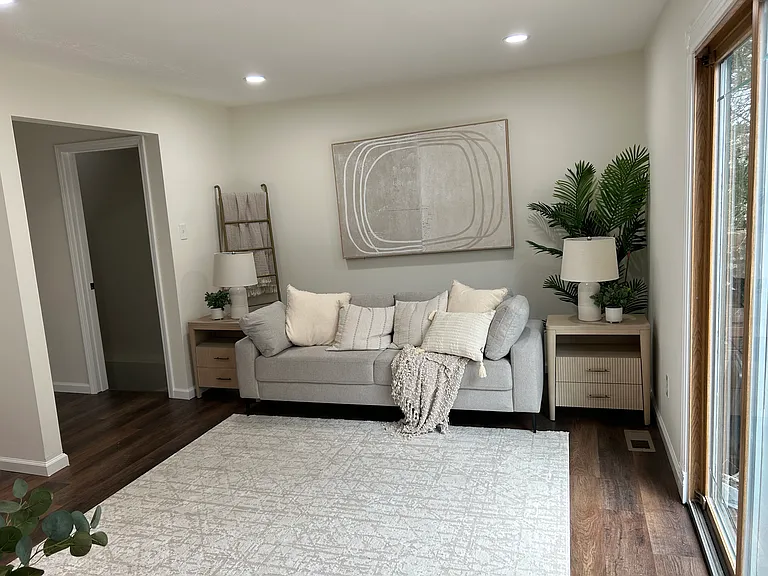 196 Key Pkwy — Photo 13