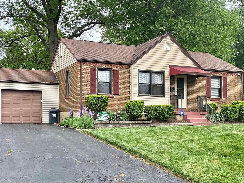 1st image of 8 Saint Thomas Ct