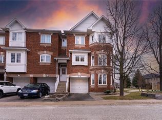 6060 Snowy Owl Cres #1, Mississauga, ON L5N7K3