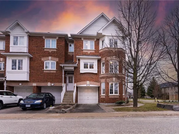 6060 Snowy Owl Cres #1, Mississauga, ON L5N 7K3