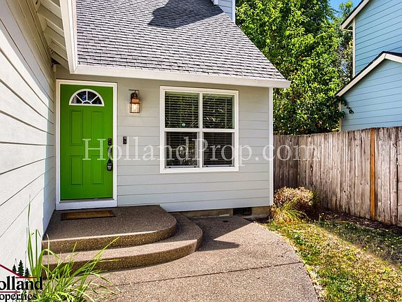 3rd image of 6860 SW 188th Ave