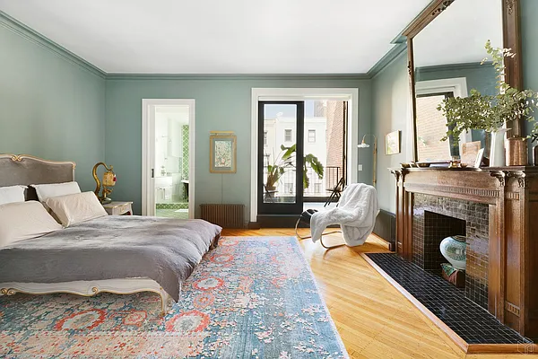 Rented by Halstead Real Estate | media 25