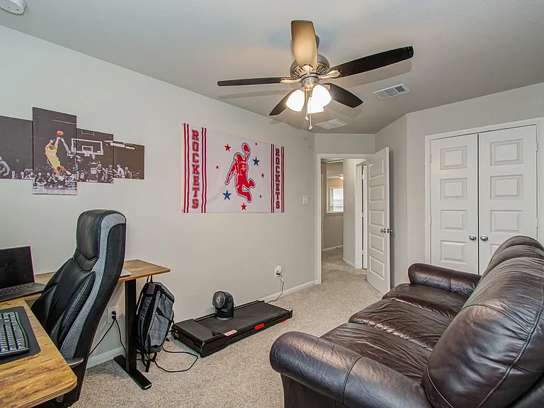 5543 Evanston Ln — Photo 15