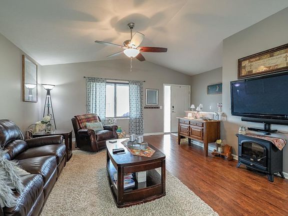 5th image of 1457 W Lander Dr