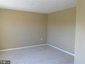 1125 Simsbury Ct — Photo 21