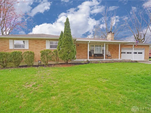 3343 North Dr, Beavercreek, OH 45432