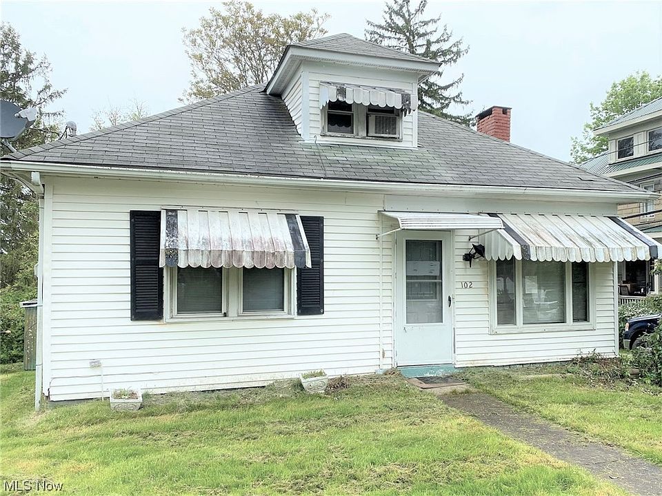 1st image of 102 Wood St
