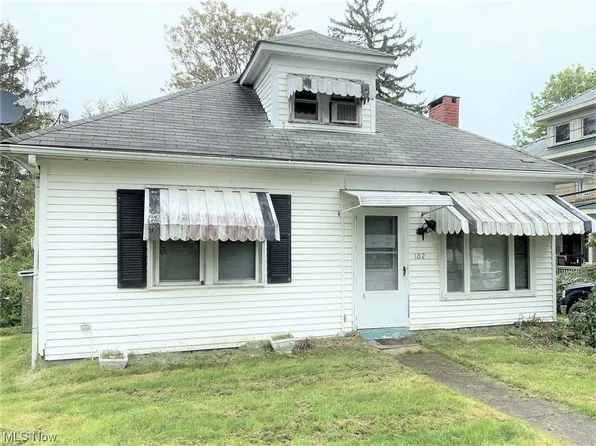 102 Wood St, Flushing, OH 43977