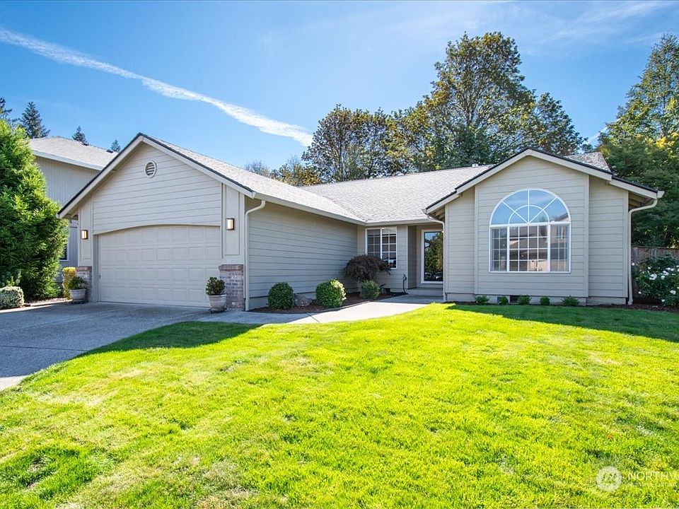1st image of 18517 SE 24 Circle