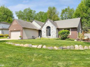 47485 Sugarbush Rd, Chesterfield, MI 48047