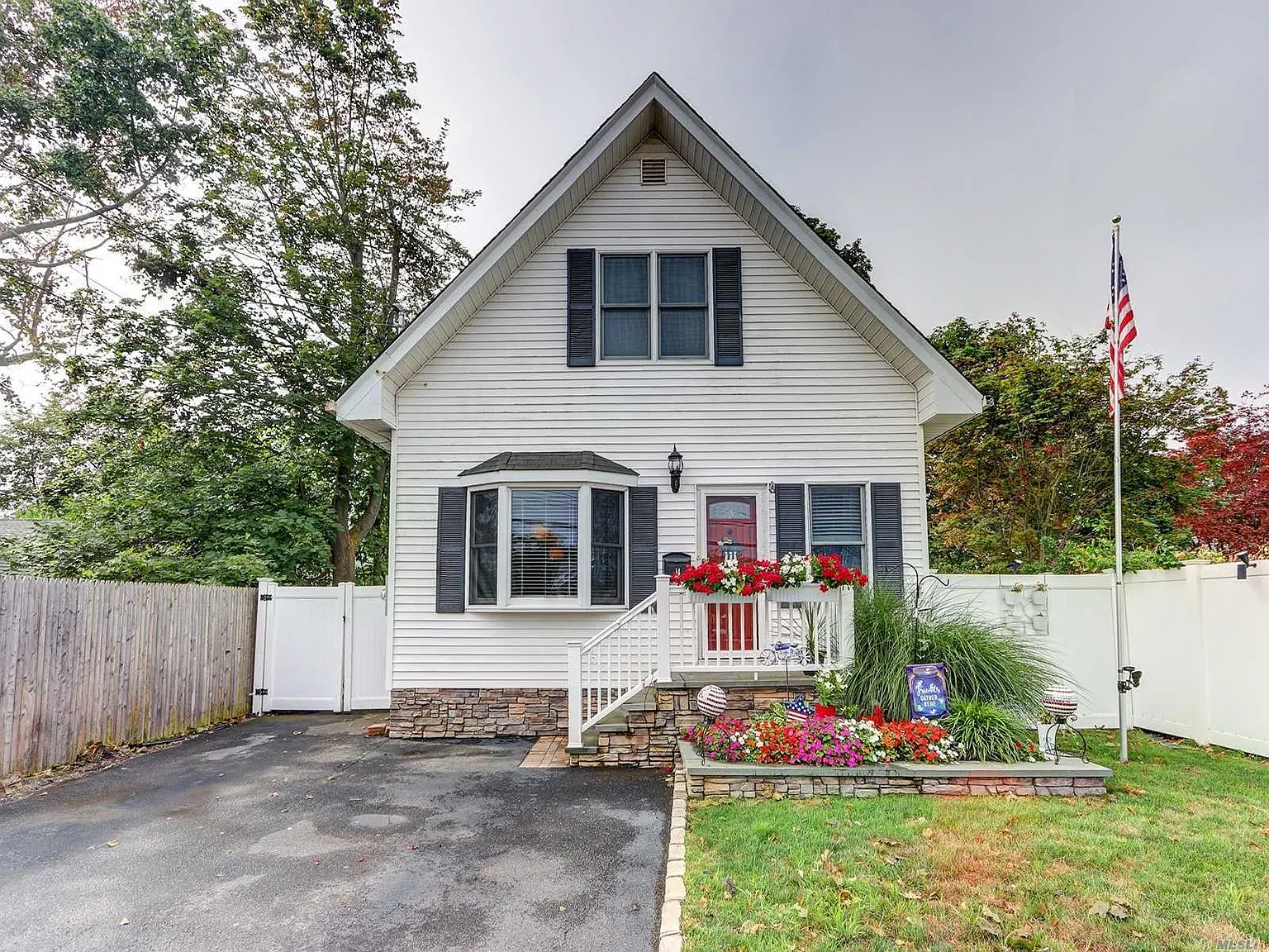14 Etna Ct photo 1