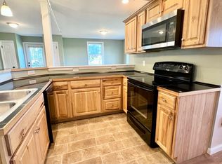 132 Middle St, Hadley, MA 01035