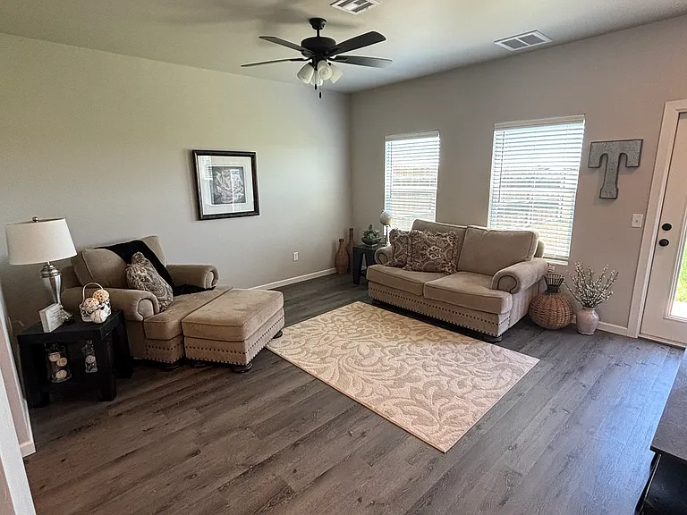 7712 Westhall Pl #7712 — Photo 6