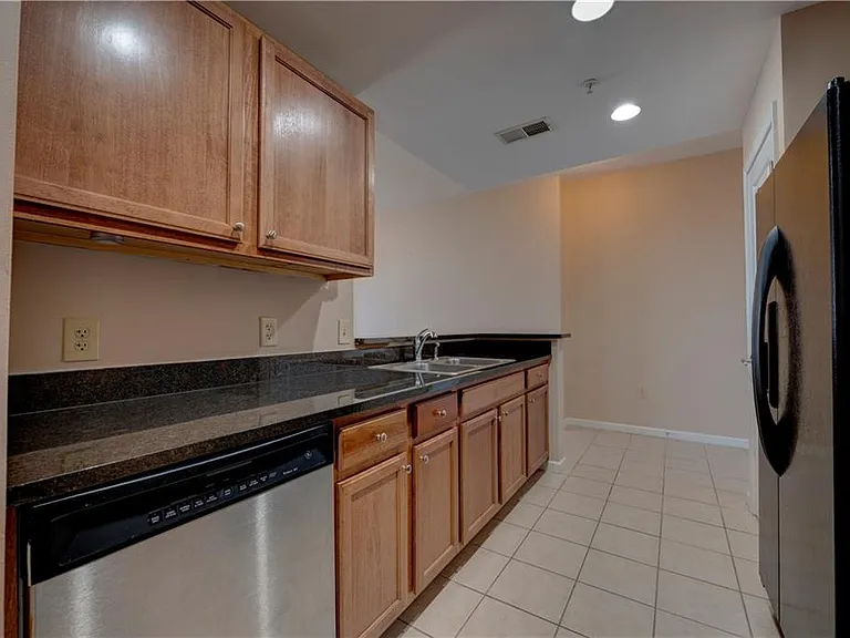 3040 Peachtree Rd NW #813 — Photo 3