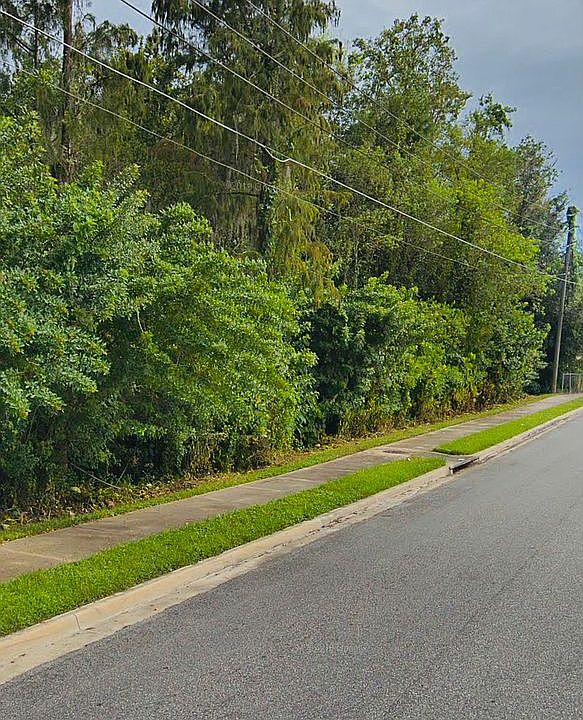 1st image of 5633 Makoma Dr