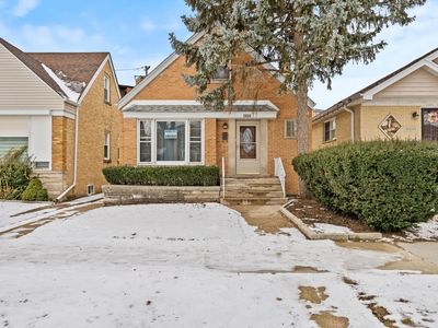6332 N Mobile Ave, Chicago, IL, 60646
