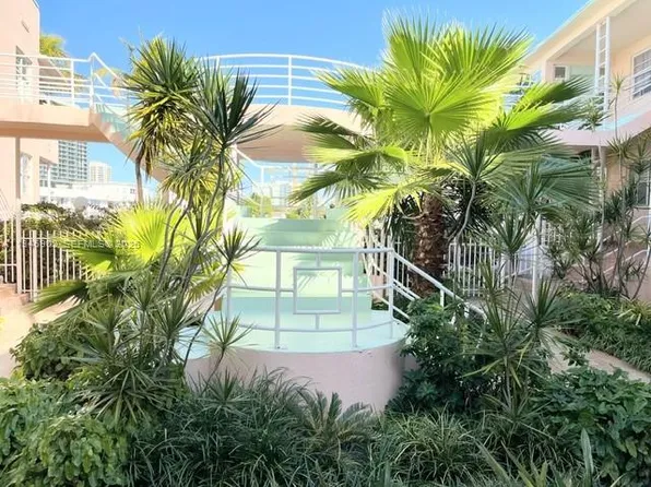 6881 Bay Dr APT 1, Miami Beach, FL 33141