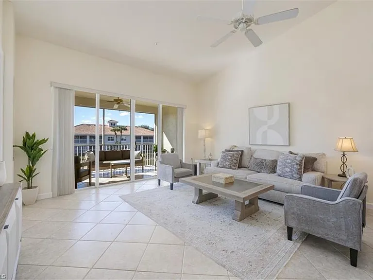 3057 Driftwood Way #4004 — Photo 6