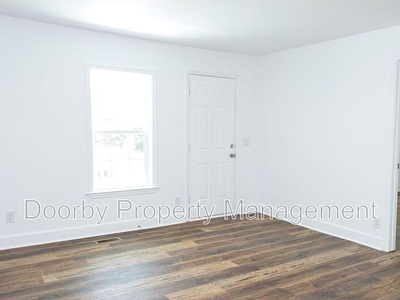 5th image of 196 Rogers Rd