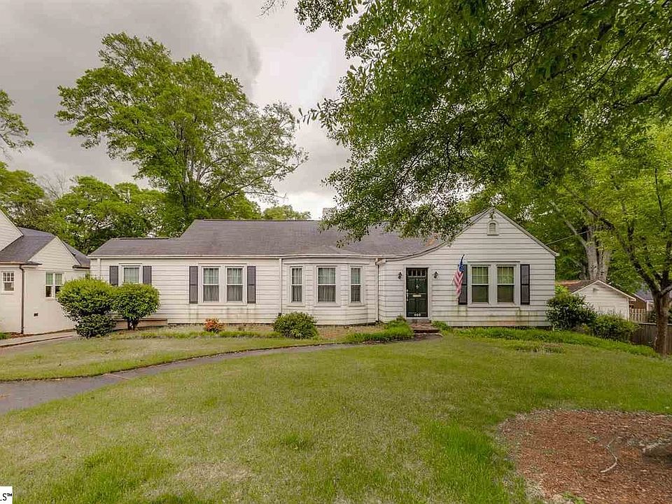 1st image of 405 Waccamaw Ave