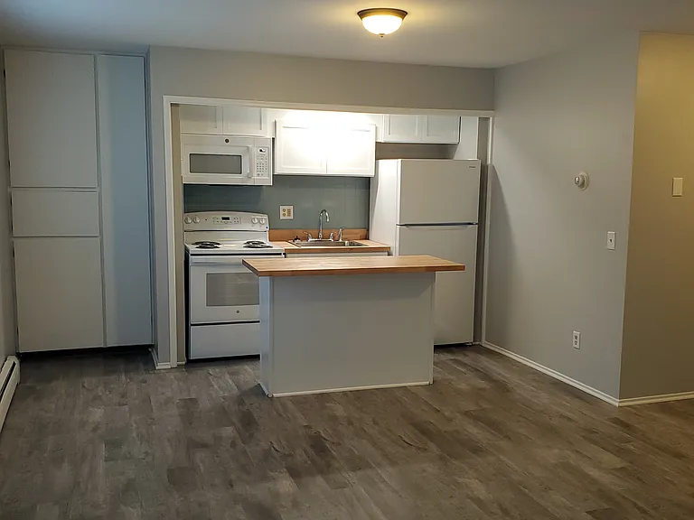2229 Helen Ave #4 — Photo 10
