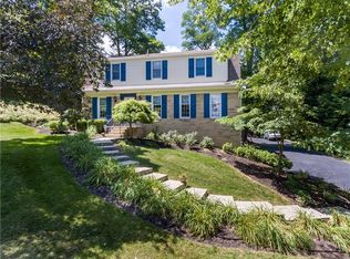 210 Julrich Dr, Mcmurray, PA
