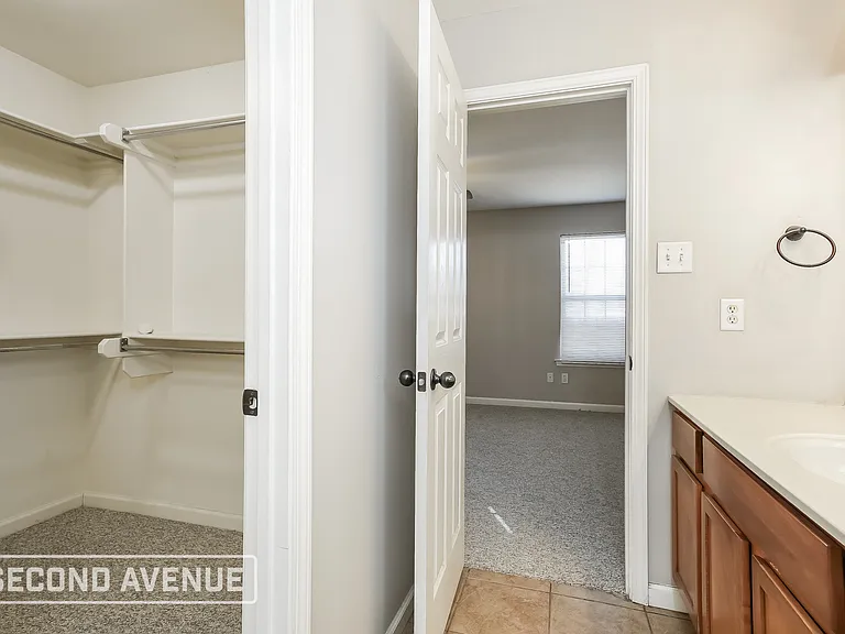 106 Sahalee Cv — Photo 14
